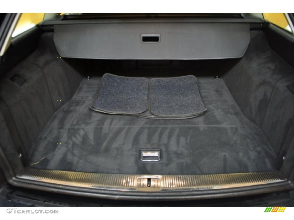 2004 Audi Allroad 2.7T quattro Avant Trunk Photo #46216430