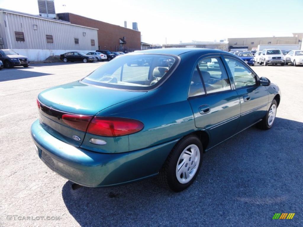 1998 Escort SE Sedan - Pacific Green Metallic / Beige photo #8