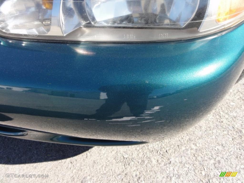 1998 Escort SE Sedan - Pacific Green Metallic / Beige photo #39