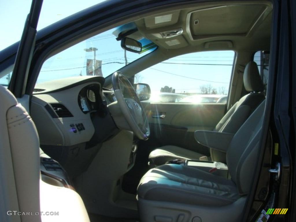 2011 Sienna Limited AWD - Black / Bisque photo #7