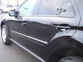 Black - ML 350 4Matic Photo No. 14