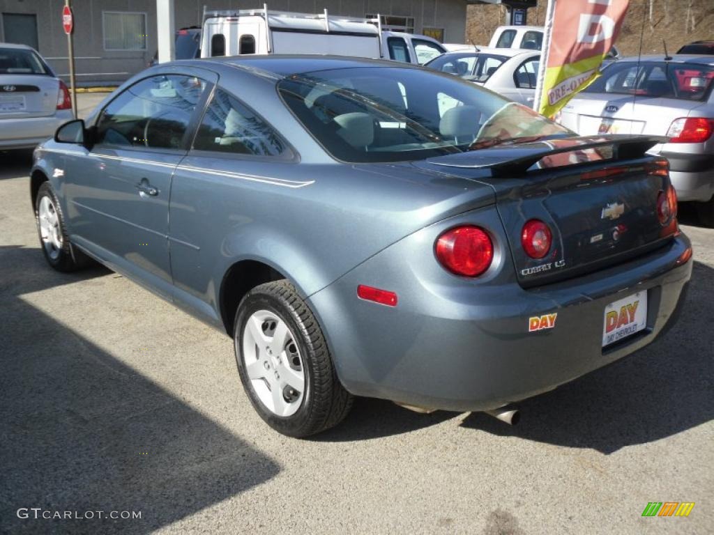 2006 Cobalt LS Coupe - Blue Granite Metallic / Gray photo #4