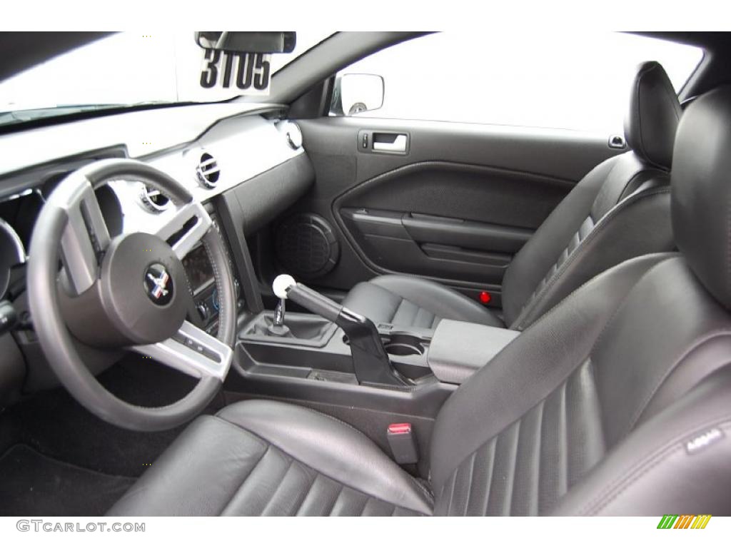 Dark Charcoal Interior 2008 Ford Mustang Shelby GT Coupe Photo #46226738