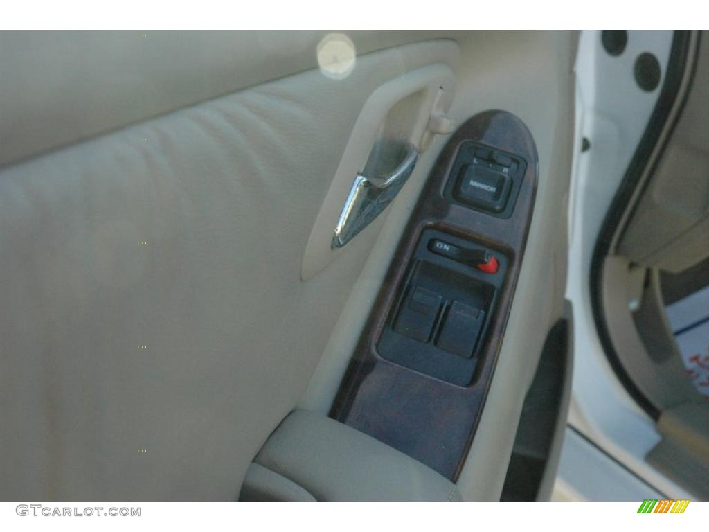 1999 Accord EX V6 Coupe - Taffeta White / Ivory photo #13