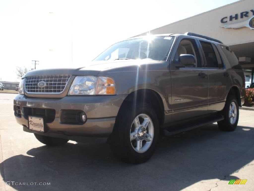 2005 Explorer XLT 4x4 - Mineral Grey Metallic / Medium Parchment photo #3