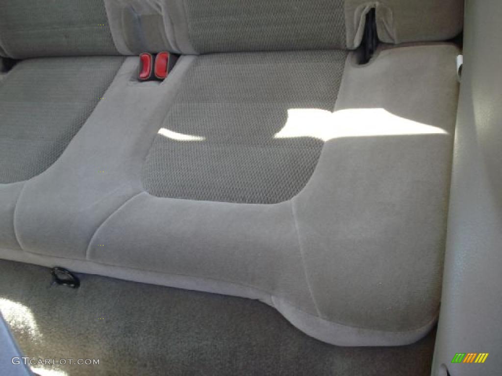 2005 Explorer XLT 4x4 - Mineral Grey Metallic / Medium Parchment photo #4