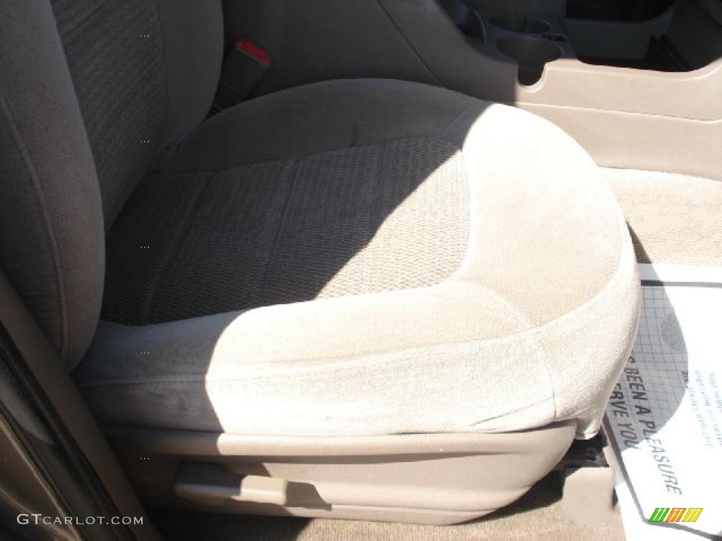 2005 Explorer XLT 4x4 - Mineral Grey Metallic / Medium Parchment photo #9