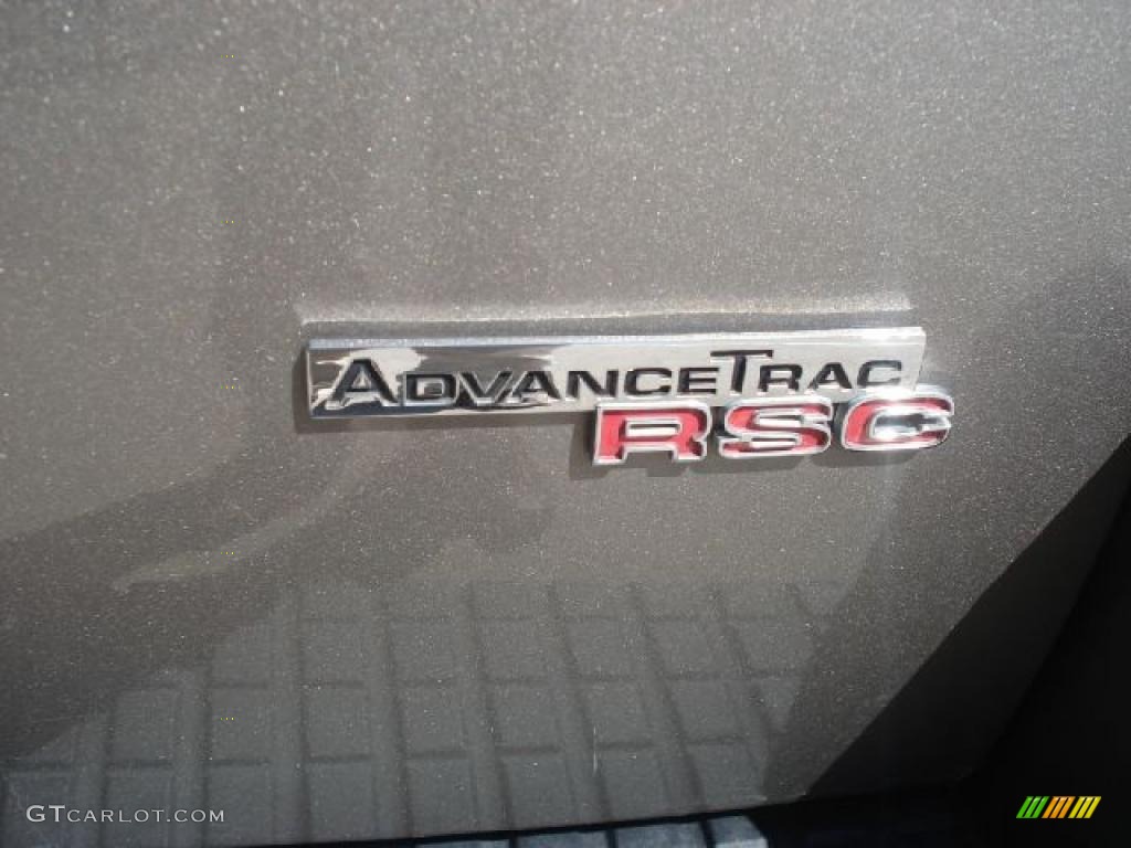 2005 Explorer XLT 4x4 - Mineral Grey Metallic / Medium Parchment photo #27