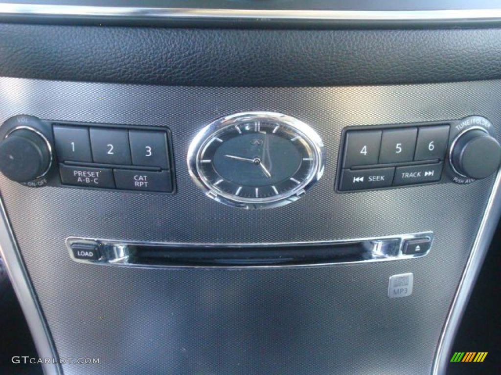 2004 Infiniti QX 56 4WD Controls Photo #46230506