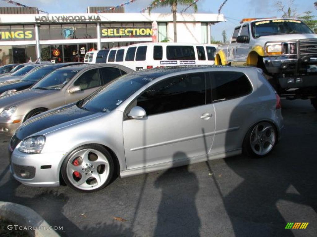 Reflex Silver Metallic 2007 Volkswagen GTI 2 Door Exterior Photo #46232087