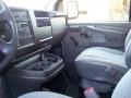 Summit White - Express 2500 Commercial Van Photo No. 32