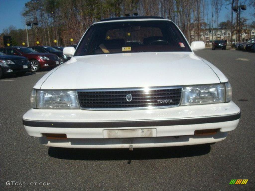 1989 Cressida  - White / Dark Red photo #9