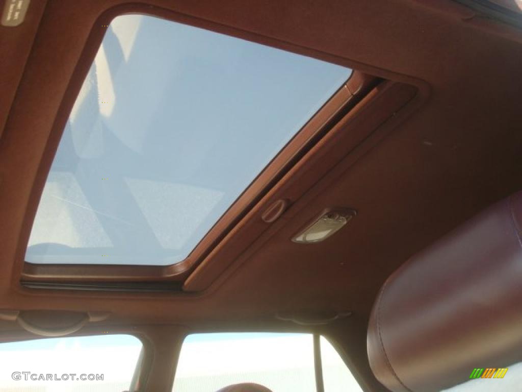 1989 Cressida  - White / Dark Red photo #14