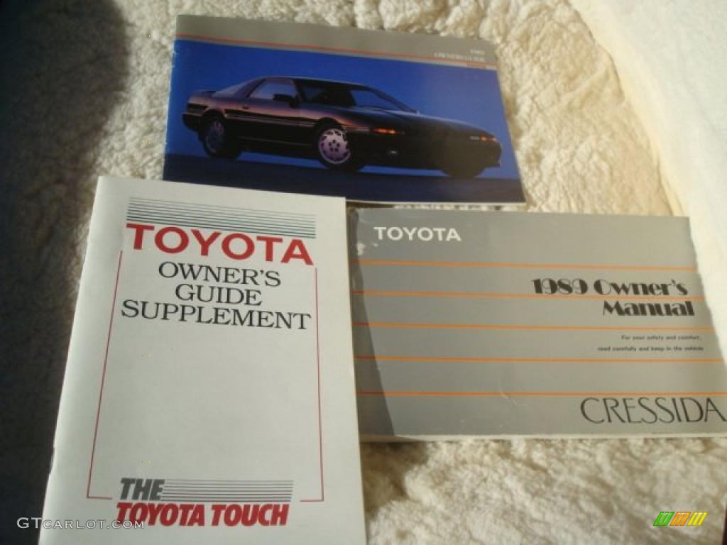 1989 Cressida  - White / Dark Red photo #24
