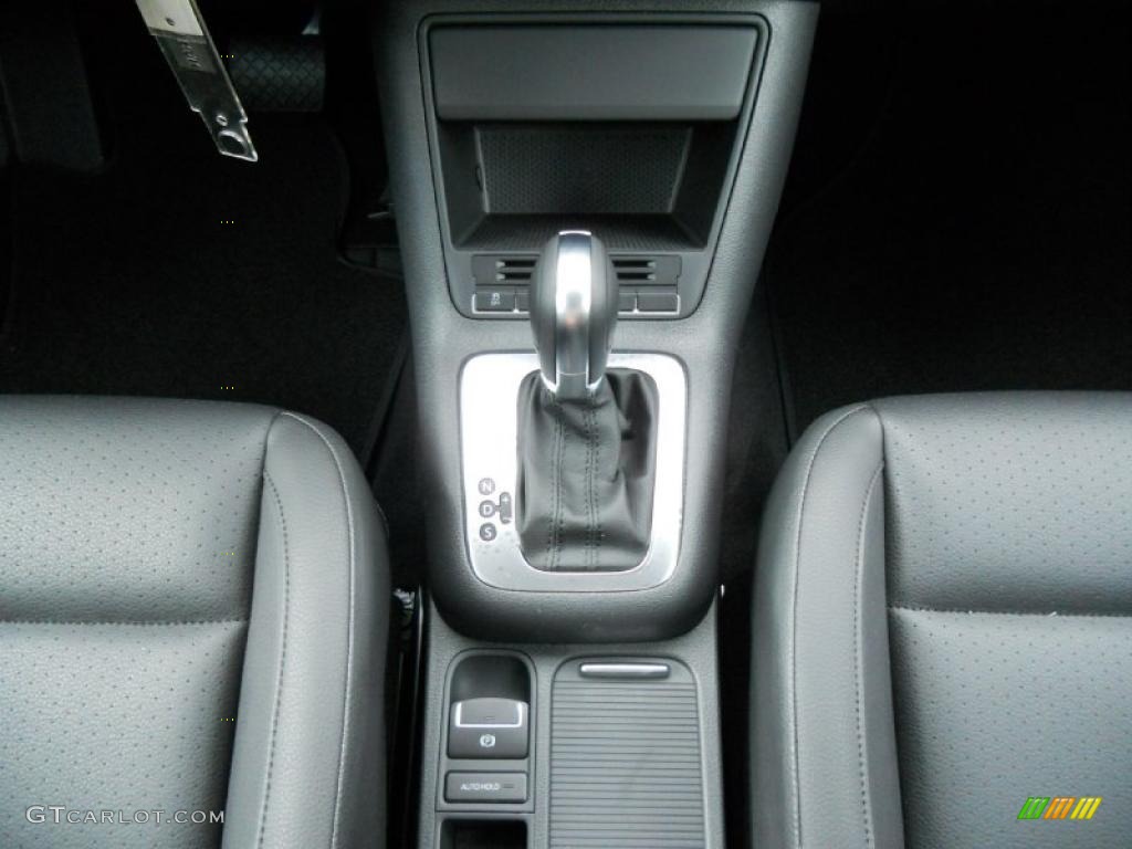 2011 Volkswagen Tiguan SE 6 Speed Tiptronic Automatic Transmission Photo #46233521