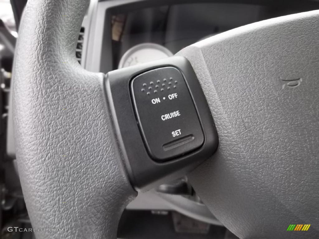 2006 Dodge Dakota SLT TRX4 Club Cab 4x4 Controls Photo #46233635