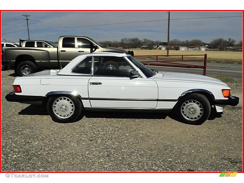 Arctic White 1986 Mercedes-Benz SL Class 560 SL Roadster Exterior Photo #46234151
