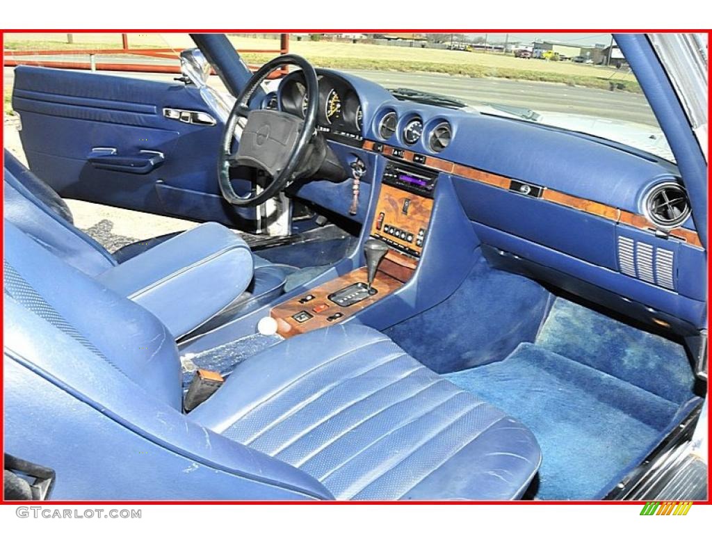 Blue Interior 1986 Mercedes-Benz SL Class 560 SL Roadster Photo #46234262