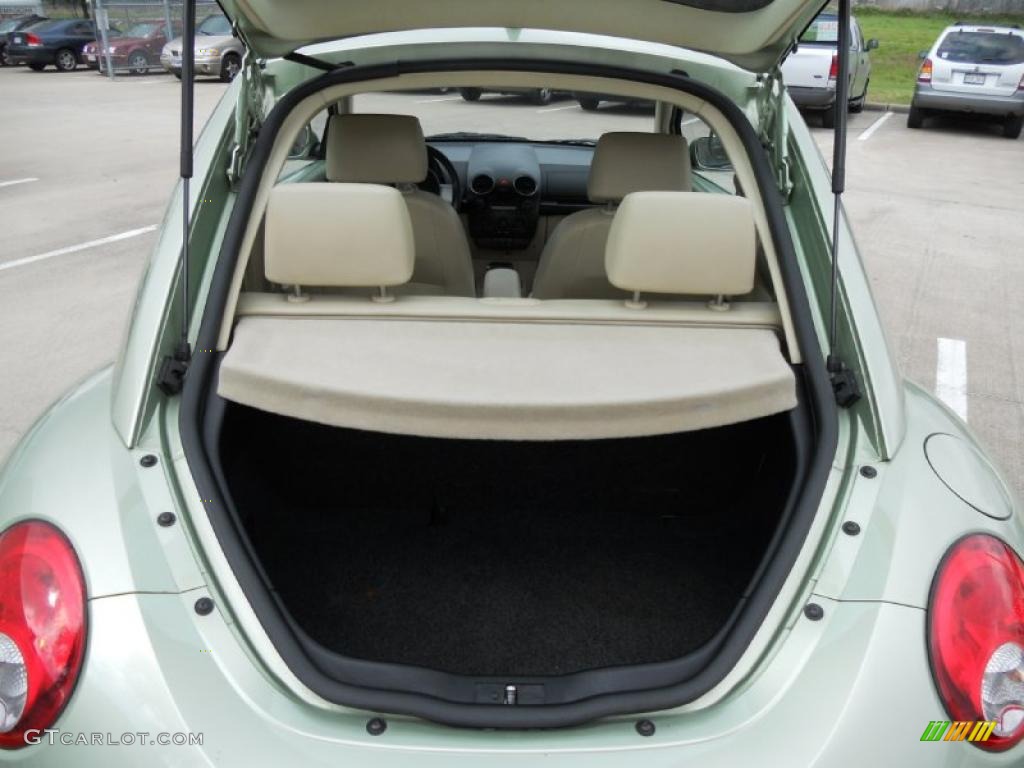 2007 Volkswagen New Beetle 2.5 Coupe Trunk Photo #46234283
