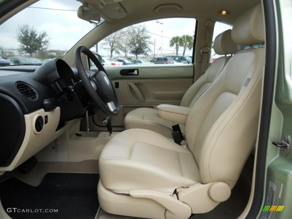 Cream Interior 2007 Volkswagen New Beetle 2.5 Coupe Photo #46234316