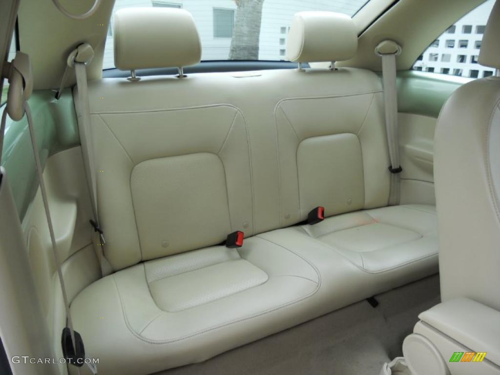 Cream Interior 2007 Volkswagen New Beetle 2.5 Coupe Photo #46234376