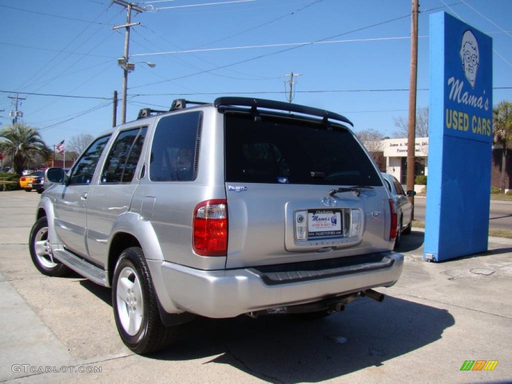 2003 QX4 4x4 - Brilliant Silver / Graphite photo #36