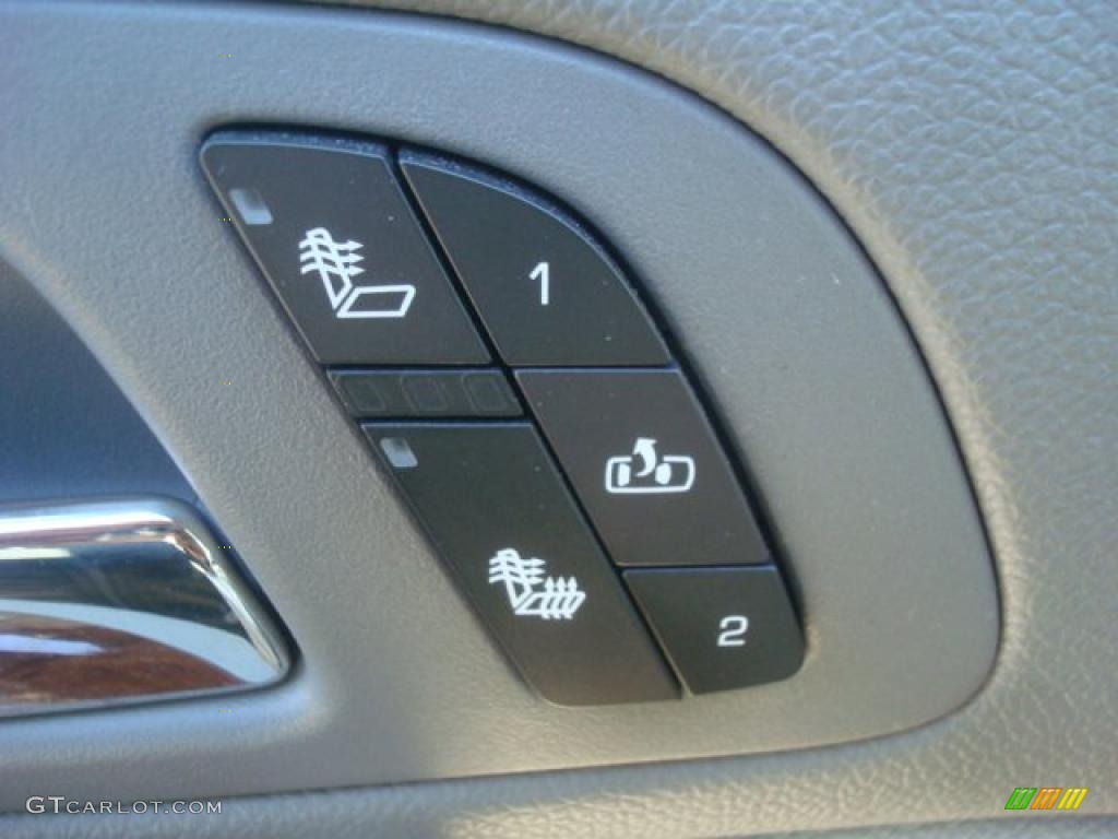 2007 GMC Sierra 1500 SLT Crew Cab 4x4 Controls Photo #46237349