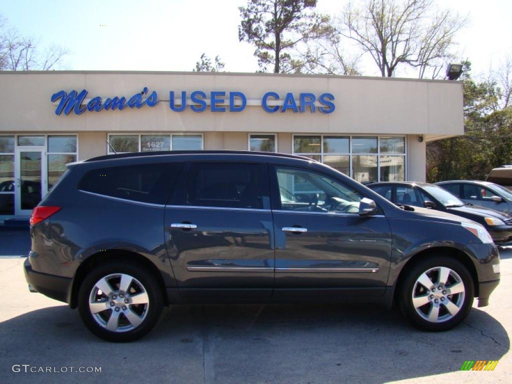 Cyber Gray Metallic Chevrolet Traverse