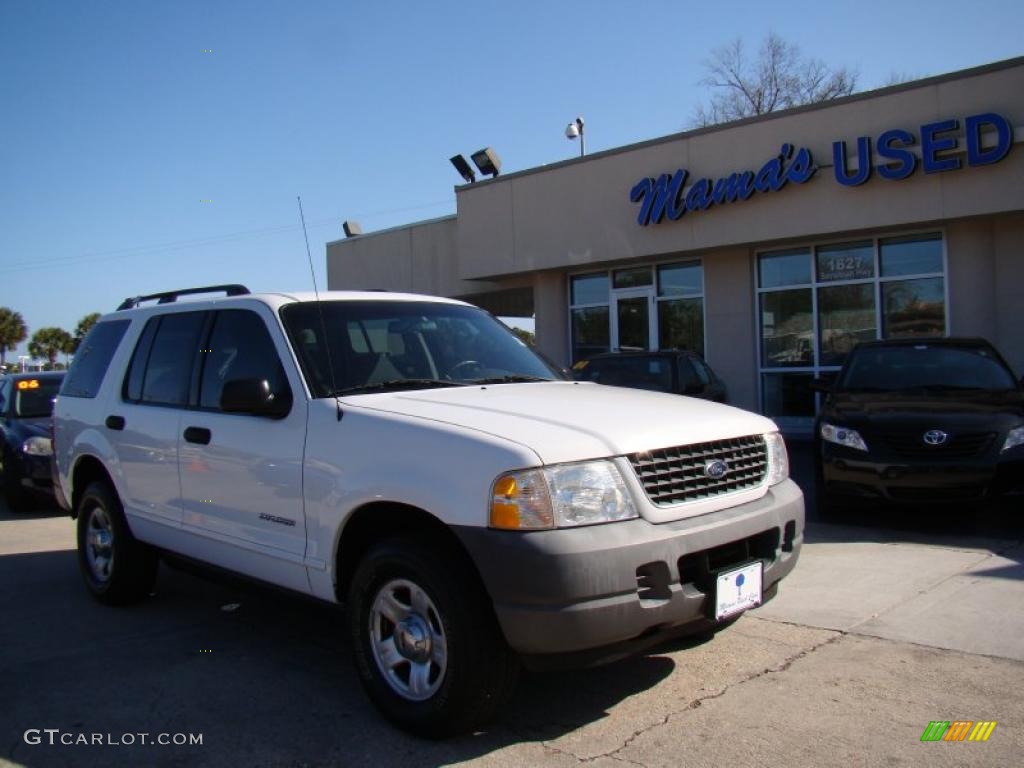 2002 Explorer XLS 4x4 - Oxford White / Graphite photo #2