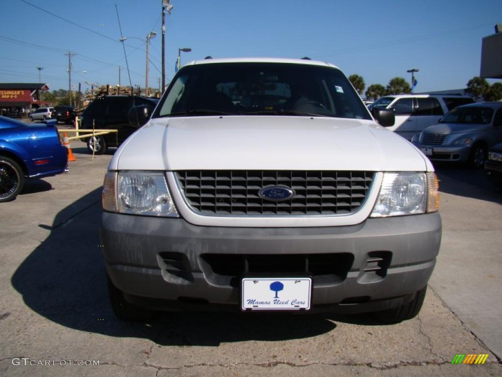 2002 Explorer XLS 4x4 - Oxford White / Graphite photo #3
