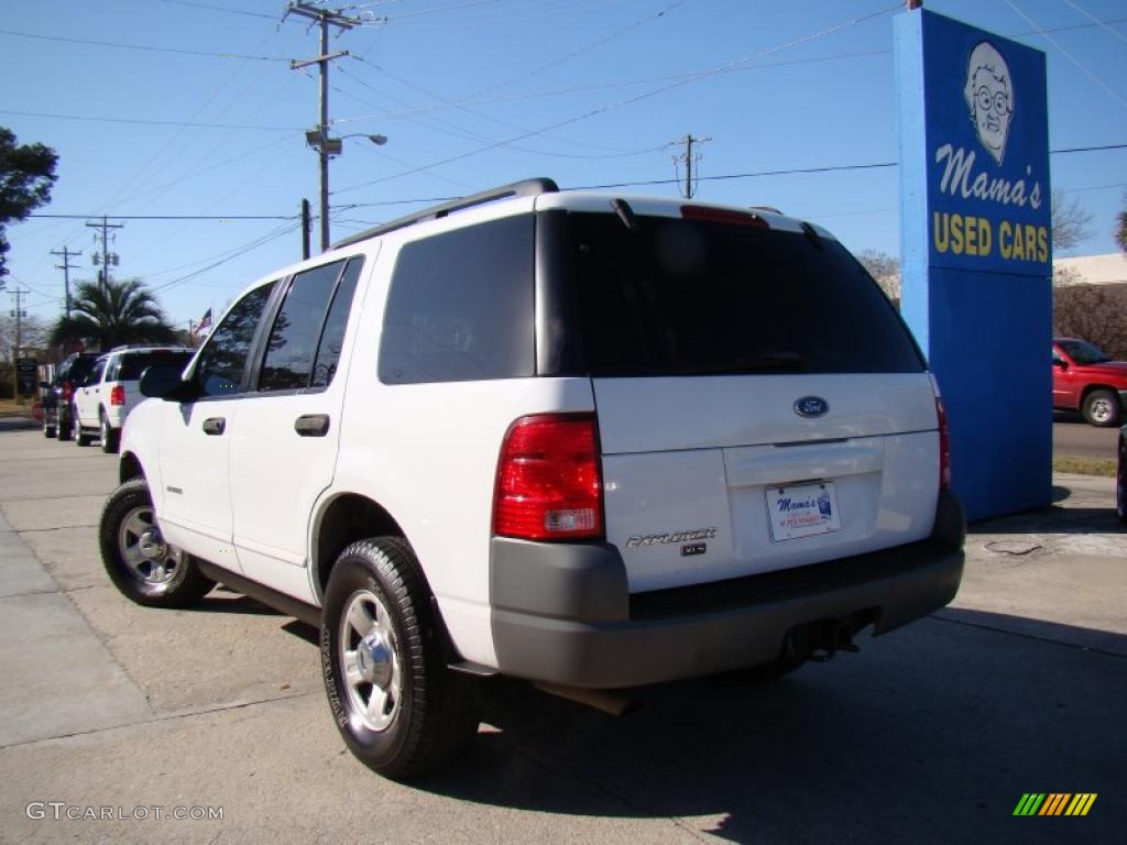 2002 Explorer XLS 4x4 - Oxford White / Graphite photo #33