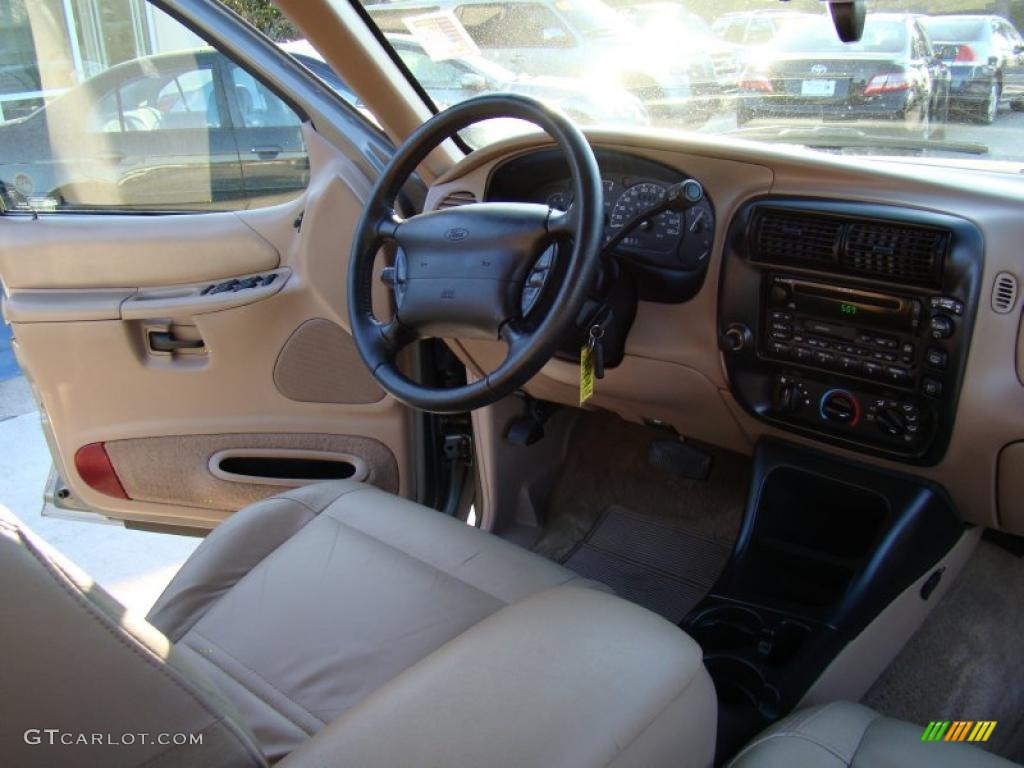 2001 Explorer XLT - Spruce Green Metallic / Medium Prairie Tan photo #20