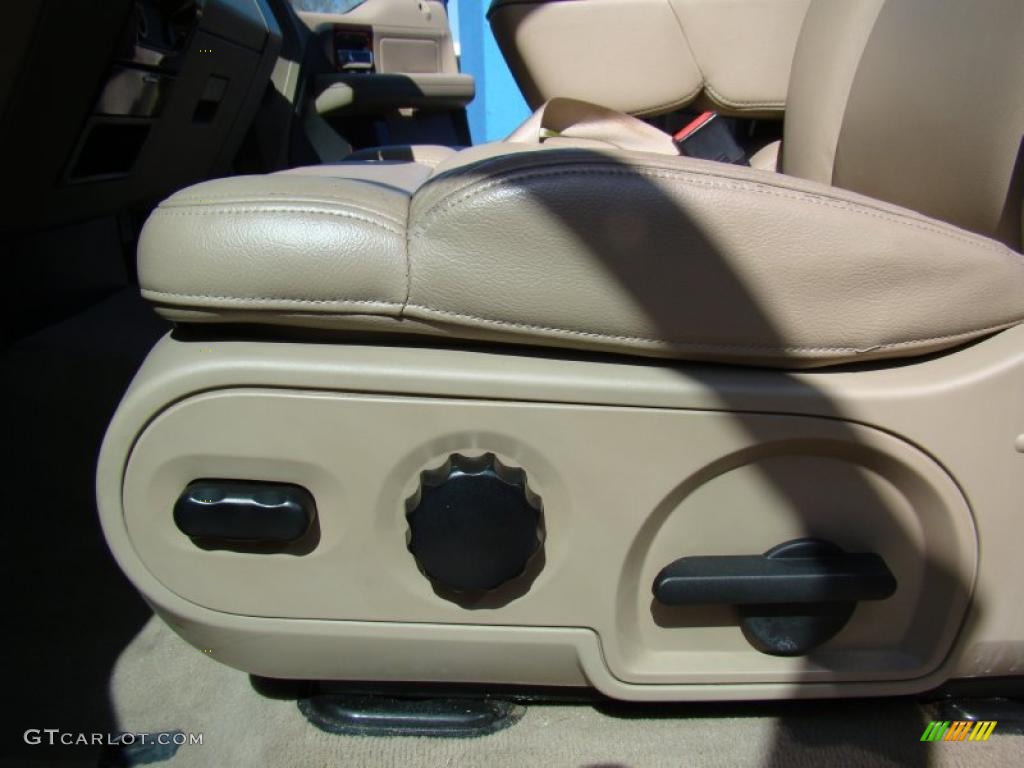 2006 F150 Lariat SuperCrew - Medium Wedgewood Blue Metallic / Tan photo #10