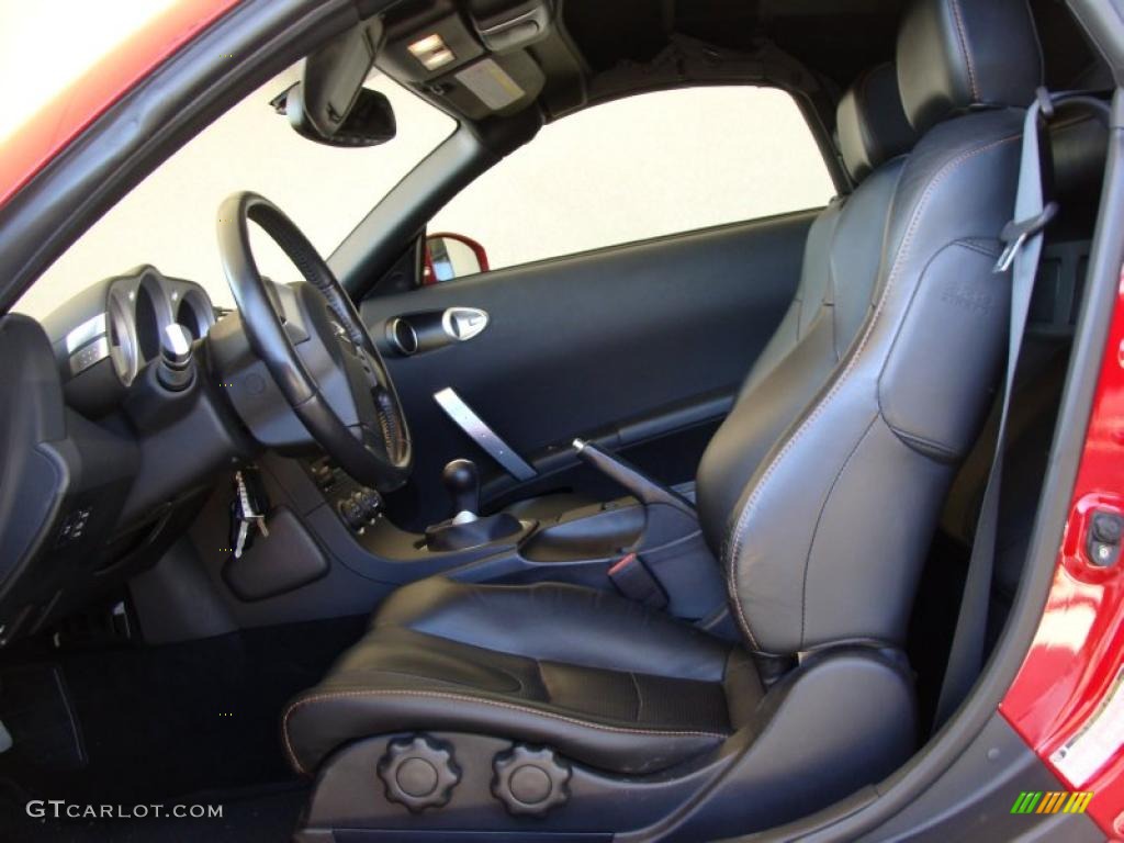 Charcoal Interior 2005 Nissan 350Z Touring Roadster Photo #46242146