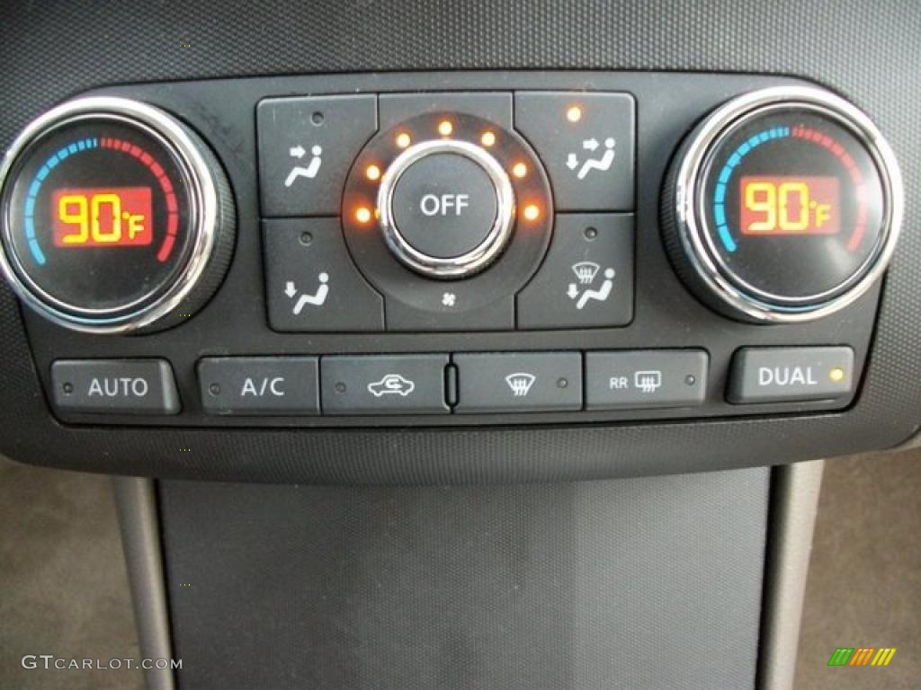 2009 Nissan Altima Hybrid Controls Photo #46246327