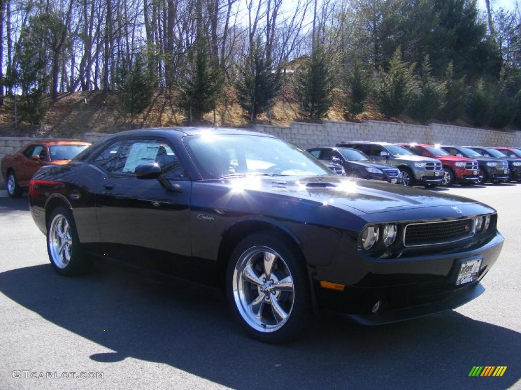 Brilliant Black Crystal Pearl 2010 Dodge Challenger R/T Classic Exterior Photo #46247404