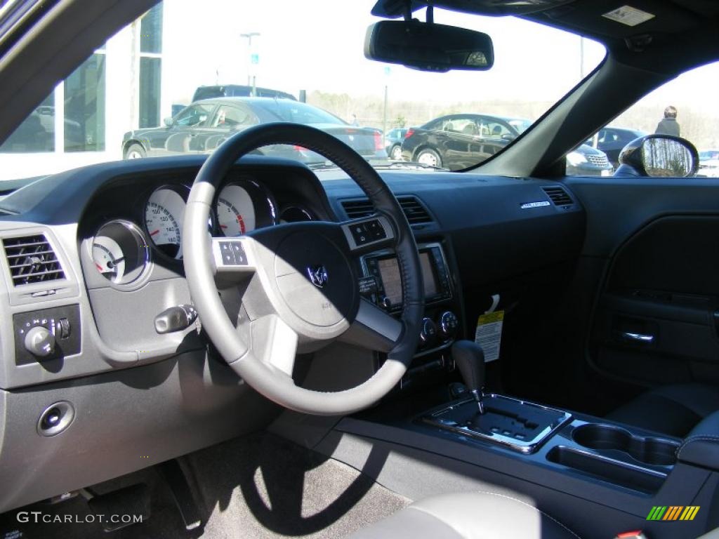2010 Dodge Challenger R/T Classic Dark Slate Gray Dashboard Photo #46247437