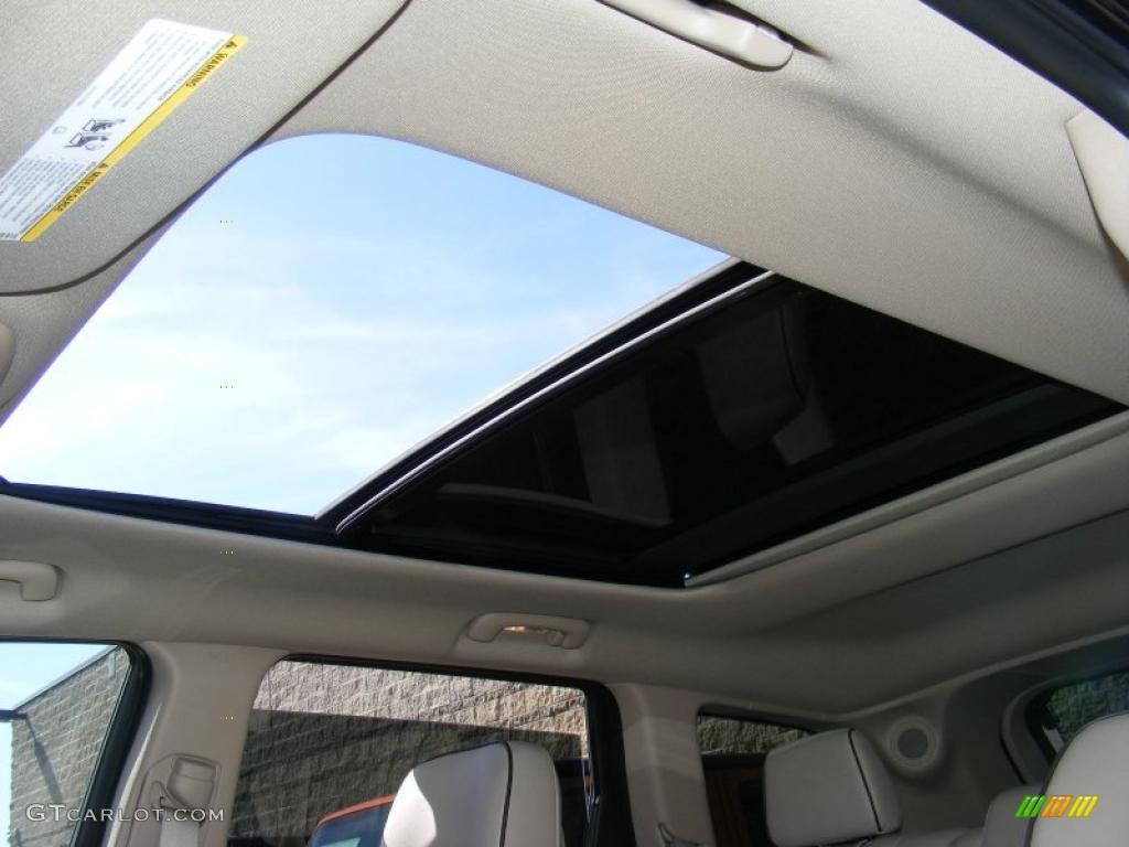 2011 Jeep Grand Cherokee Overland 4x4 Sunroof Photo #46249252