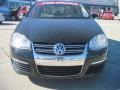 Black - Jetta SE Sedan Photo No. 5