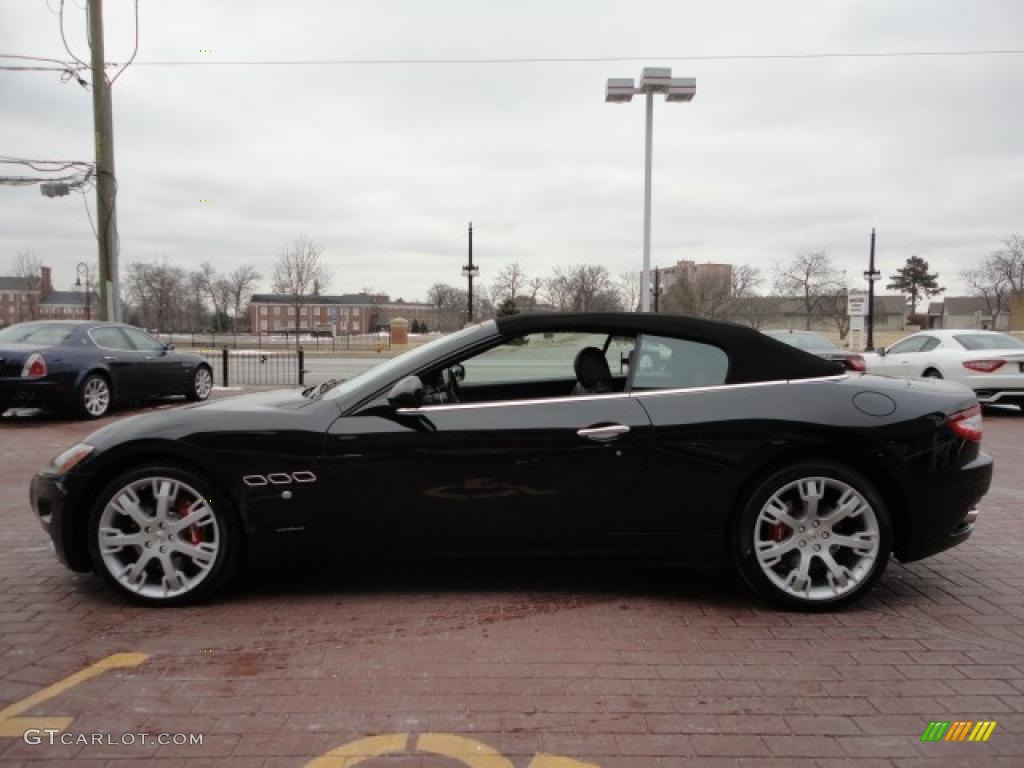 Nero (Black) 2011 Maserati GranTurismo Convertible GranCabrio Exterior Photo #46252741