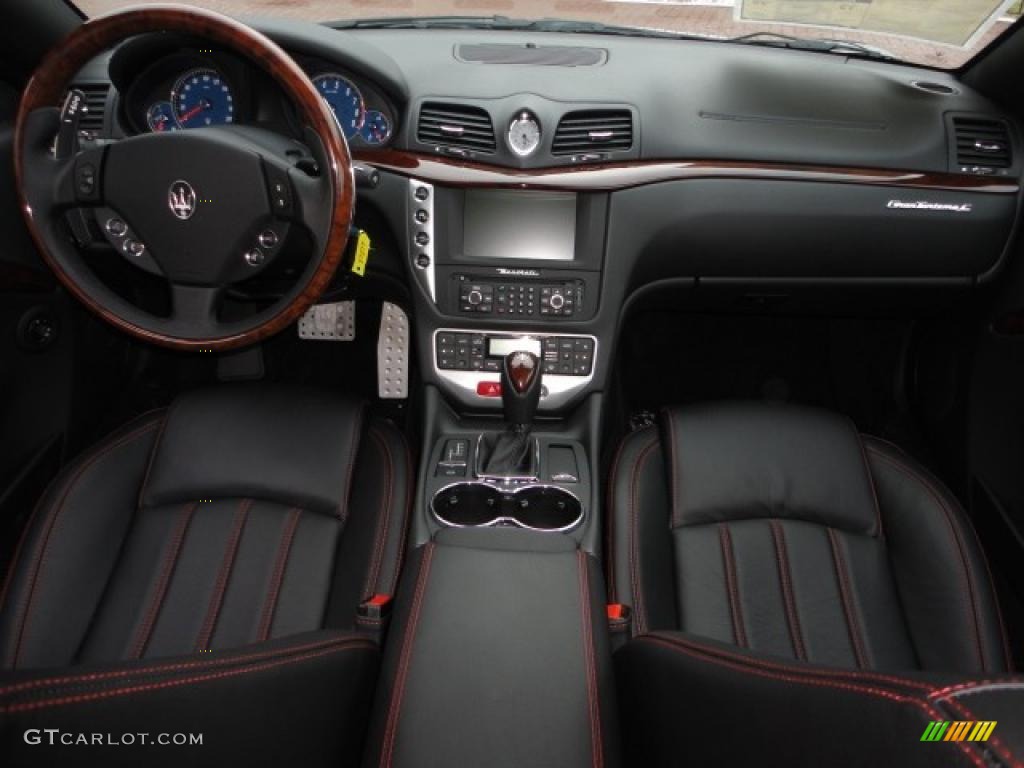 2011 Maserati GranTurismo Convertible GranCabrio Nero Dashboard Photo #46252855
