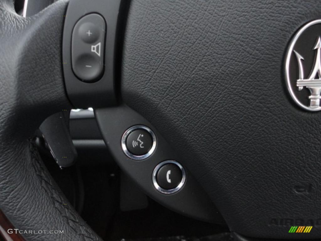 2011 Maserati GranTurismo Convertible GranCabrio Controls Photo #46252918