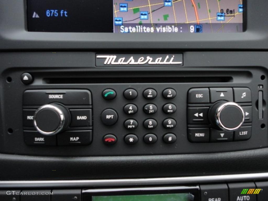 2011 Maserati GranTurismo Convertible GranCabrio Controls Photo #46252996