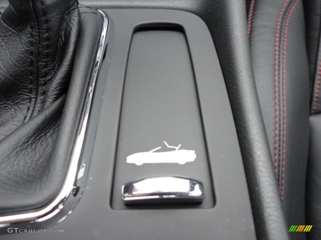 2011 Maserati GranTurismo Convertible GranCabrio Controls Photo #46253038