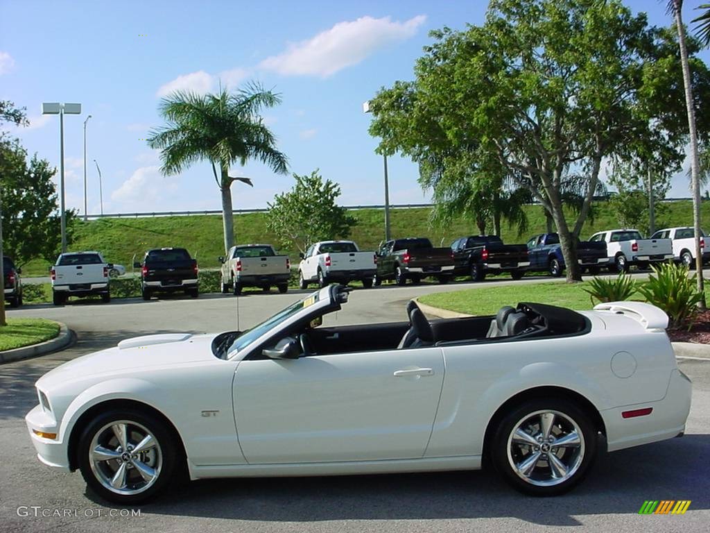 2008 Mustang GT Premium Convertible - Performance White / Dark Charcoal photo #6