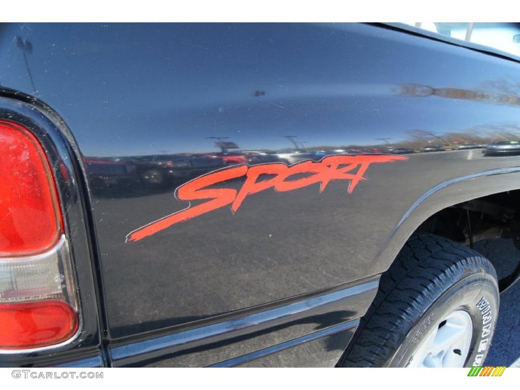 1996 Dodge Ram 1500 Sport Extended Cab Marks and Logos Photos