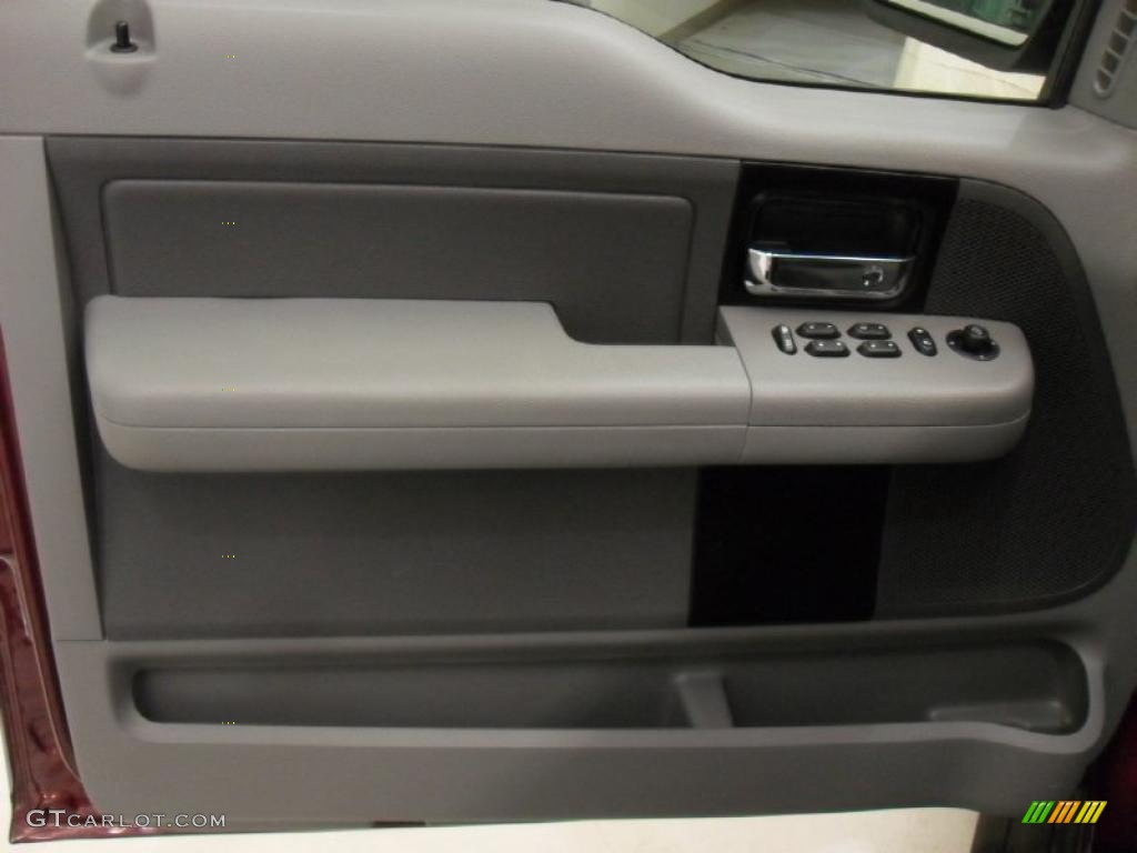 2005 F150 XLT SuperCab 4x4 - Dark Toreador Red Metallic / Medium Flint Grey photo #9