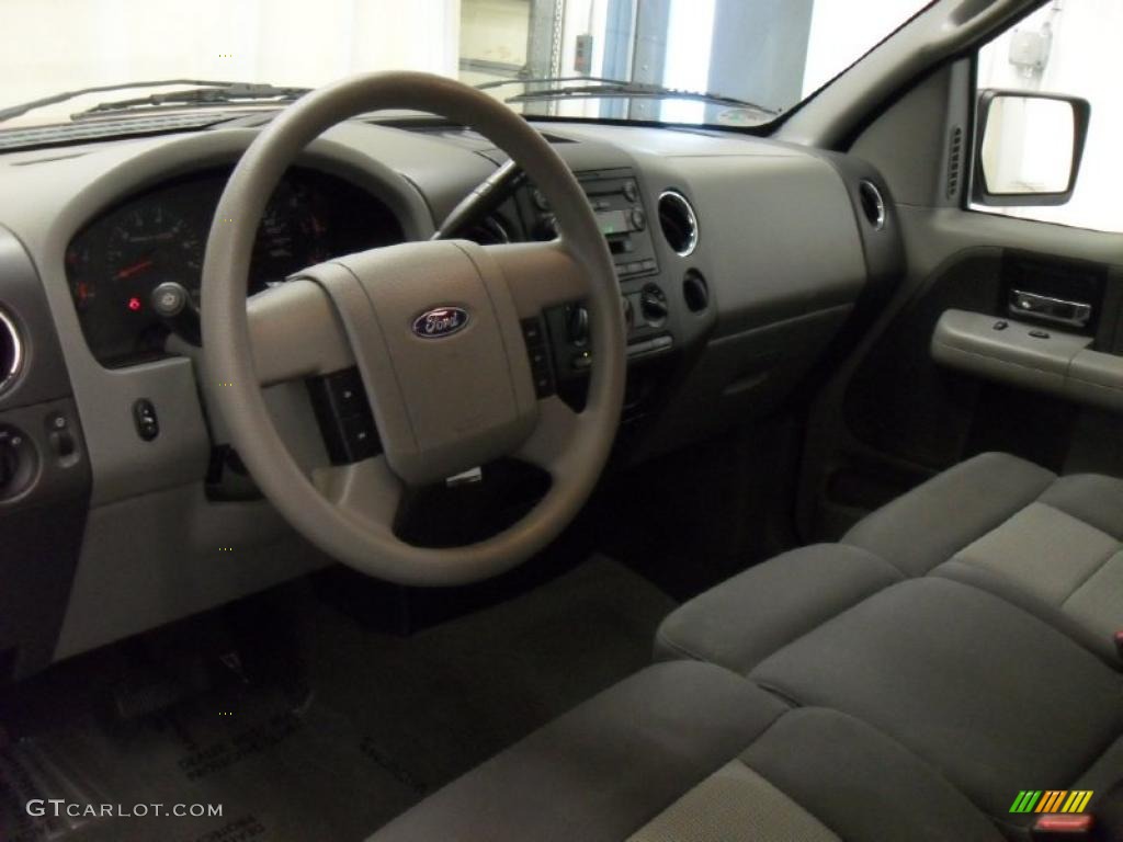 2005 F150 XLT SuperCab 4x4 - Dark Toreador Red Metallic / Medium Flint Grey photo #26