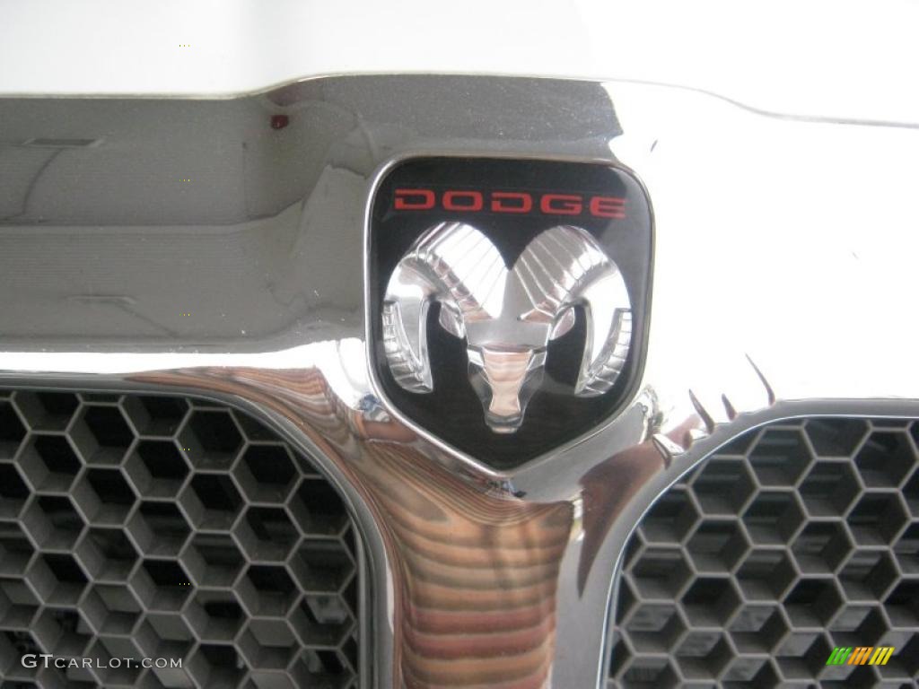 1999 Dodge Ram 1500 SLT Extended Cab Marks and Logos Photo #46255798