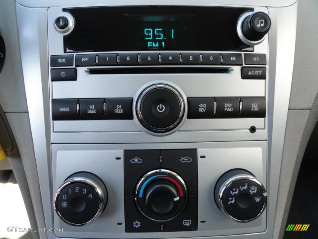 2010 Chevrolet Malibu LS Sedan Controls Photo #46255861